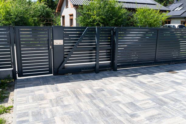 Best Professional Driveway Pavers  in Roseville, MN