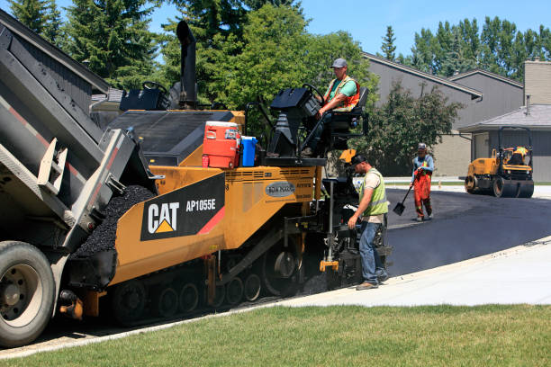 Best Driveway Pavers Near Me  in Roseville, MN